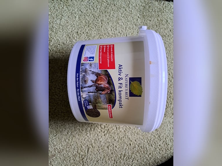 nature's Best  Aktiv und fit kompakt Mineralfutter Pferde