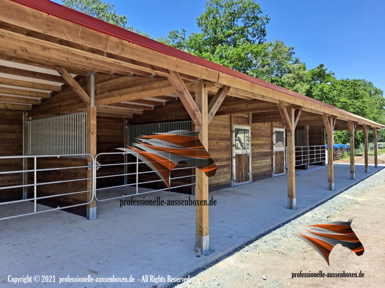 Ställe und Boxen für Pferde TOP Stallbau: Außenboxen, Pferdestall, Offenstall, Weidehütten - Paddock