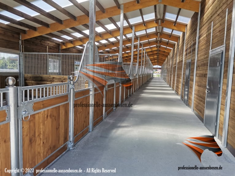 Stallbau: Pferdestall, Außenboxen, Pferdebox, Weideunterstand, Weidehütten für Pferde - Unterstand