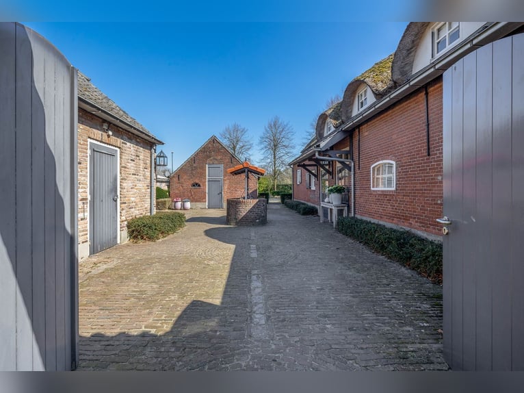 Charming Equestrian Property with Excellent Facilities in a Unique Setting