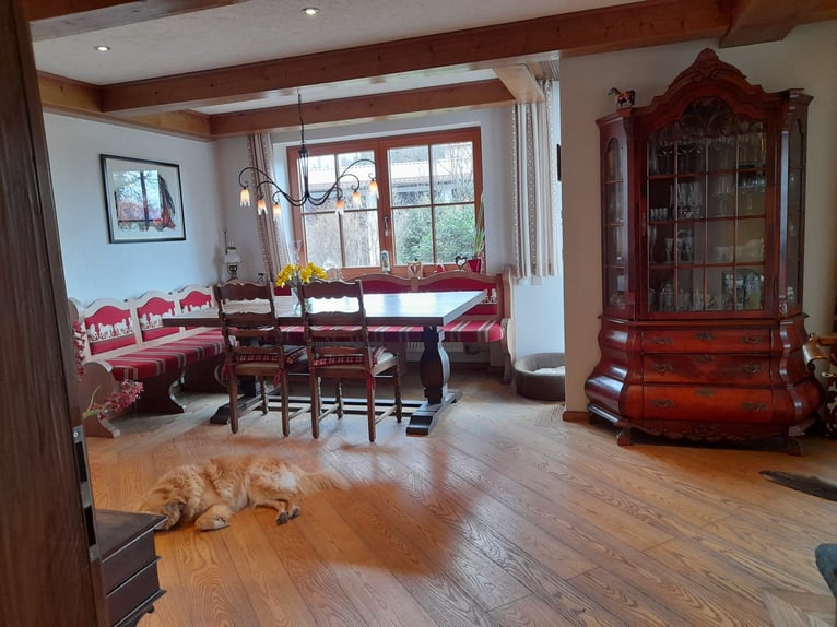 Droomwoning voor paardenliefhebbers in het Allgäu met een adembenemend uitzicht op de Alpen, VERKOOP