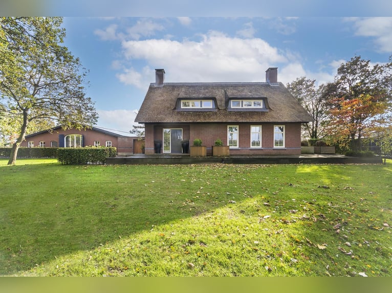Luxury detached home with office outbuilding, wellness pool, gym & stables for 4 horses