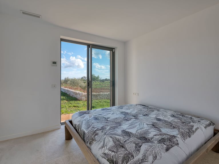 Mallorca: Neubaufinca mit Möglichkeit zu Pferdehaltung und Ferienvermietungslizenz