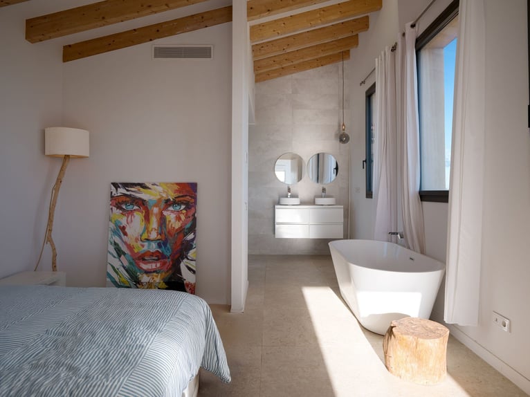 Mallorca: Neubaufinca mit Möglichkeit zu Pferdehaltung und Ferienvermietungslizenz