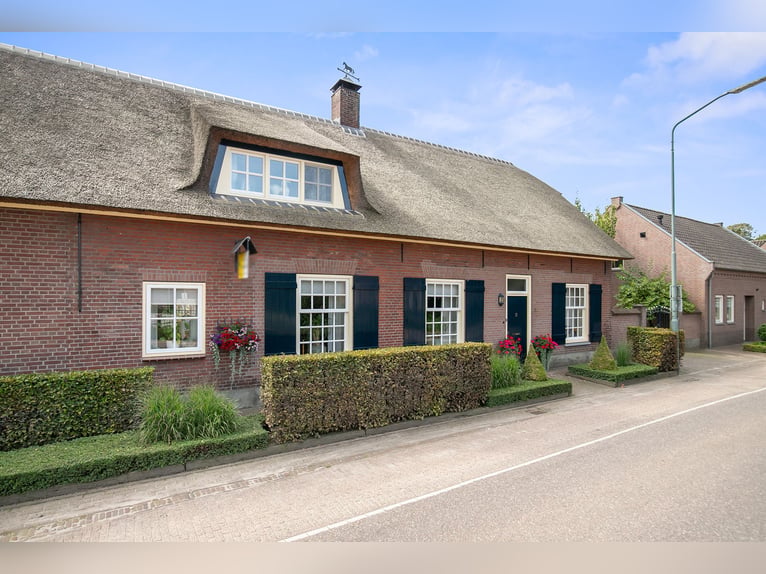Oirschotseweg 26, Moergestel