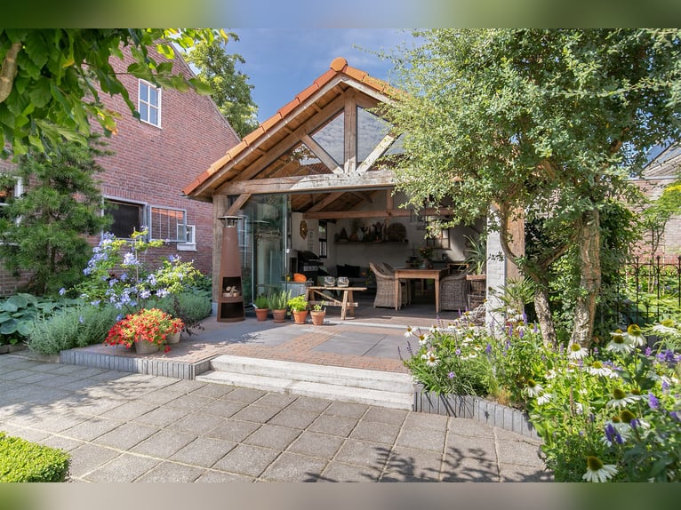 Oirschotseweg 26, Moergestel