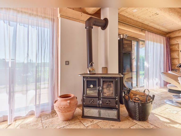 Paardenaccommodatie te koop in Hütschenhausen, Rijnland-Palts – stijlvol wonen inclusief!