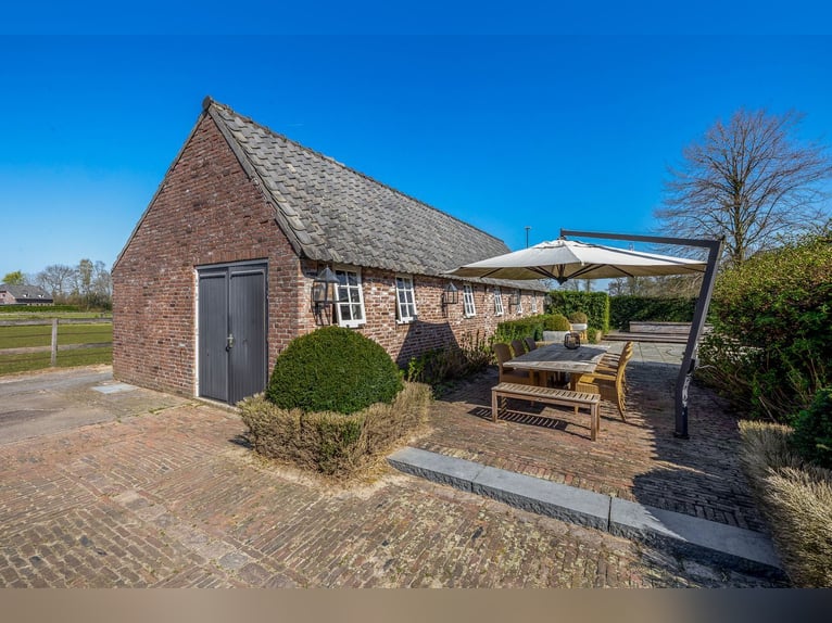 Royale Woonboerderij op Toplocatie met Paardenfaciliteiten