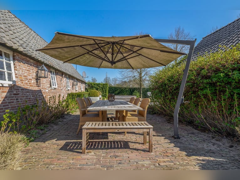 Royale Woonboerderij op Toplocatie met Paardenfaciliteiten