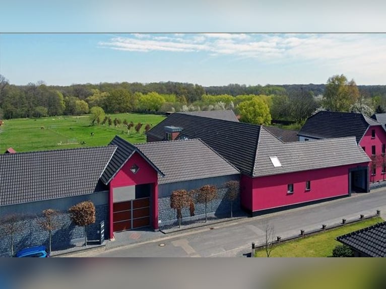 Traumhafter Vierkanthof mit ca. 4,2 ha Nähe Düsseldorf