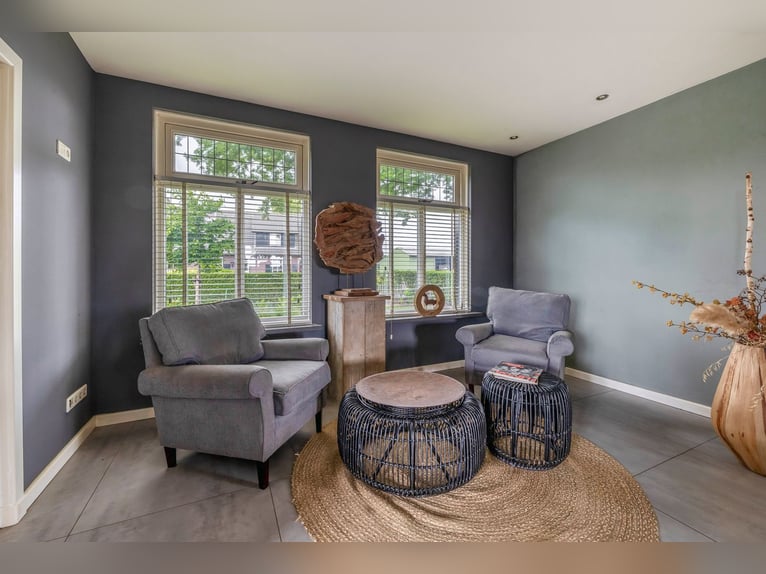 Unique equestrian property with 10 stables & outdoor arena near forest trails