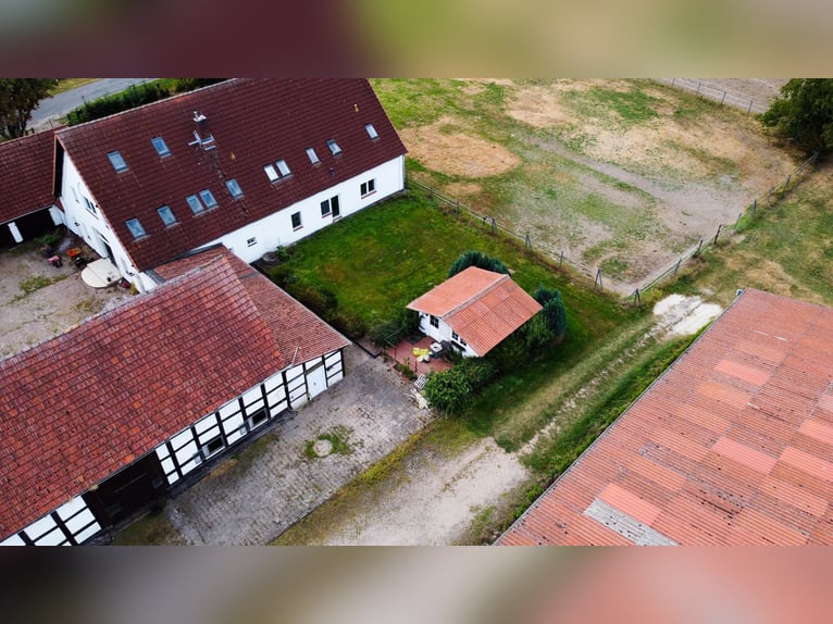 Wundervoller Pferdehof mit ca. 7,5ha Fläche, Reithalle, Führanlage, Reitplatz, Stalltrakten u.v.m.