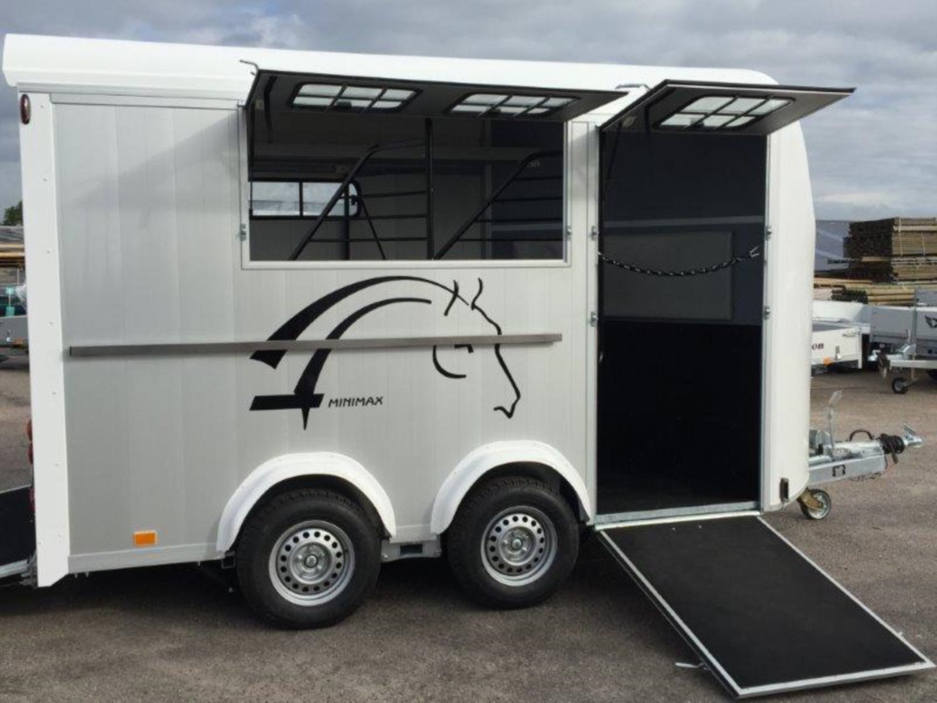 Horse Cheval LibertÃ© Minimax Cheval Liberte Minimax Maxi 3, Der