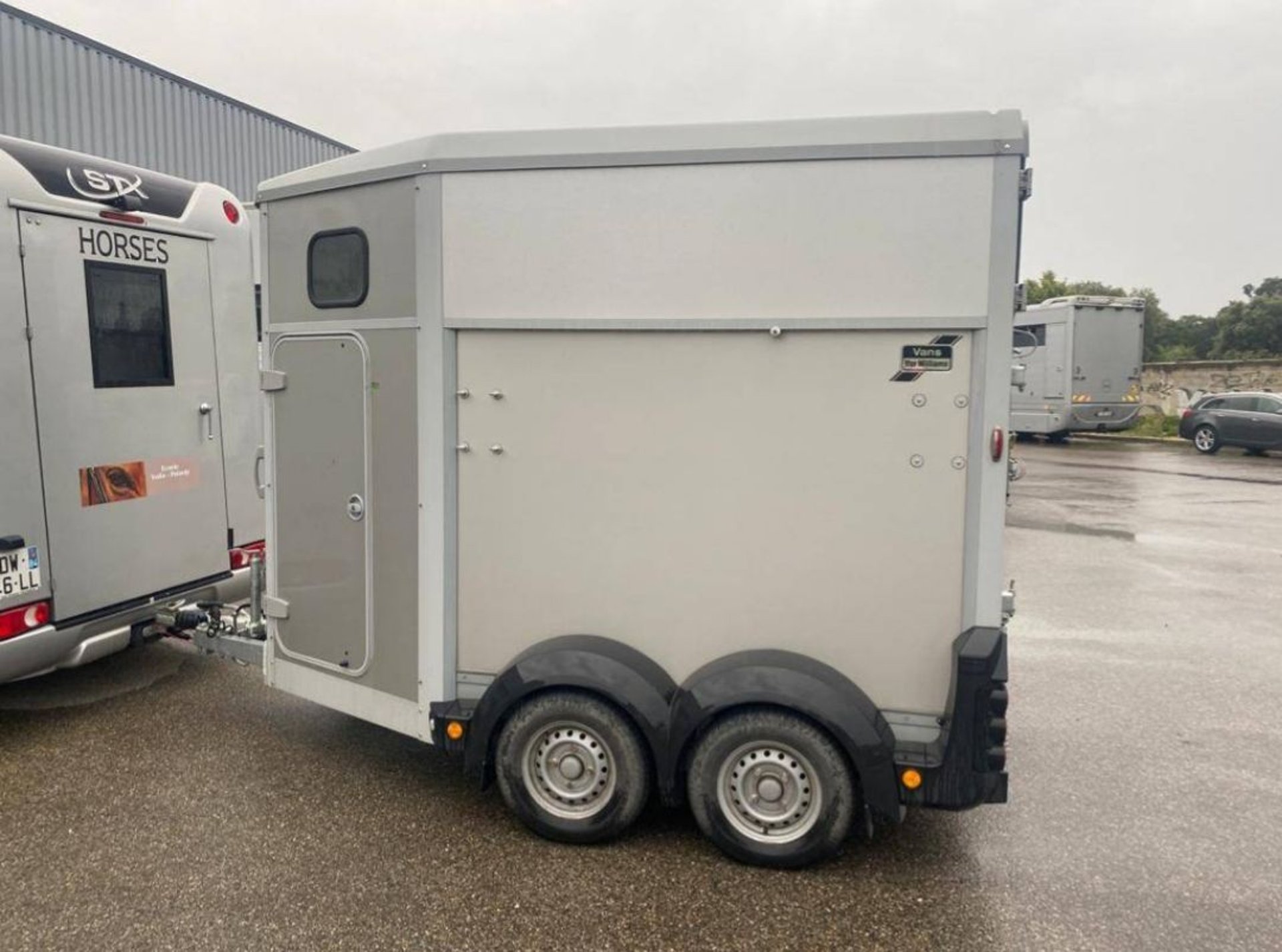 Van chevaux hotsell ifor williams